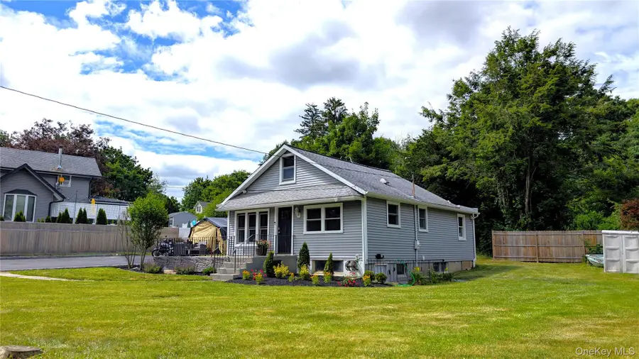 26 Roslyn Road, Carmel, NY 10512 - #3