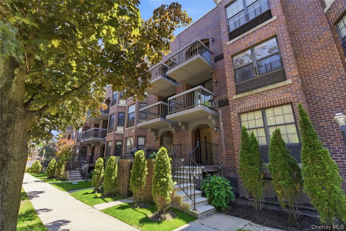 16306 71st Avenue #1323, Fresh Meadows, NY 11365 - #1