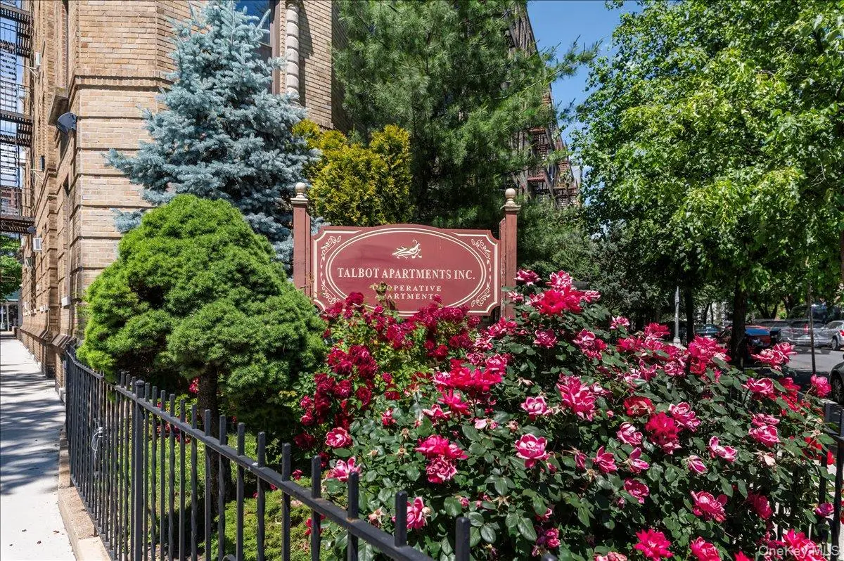 83-52 Talbot Street #6H, Kew Gardens, NY 11415 - #1