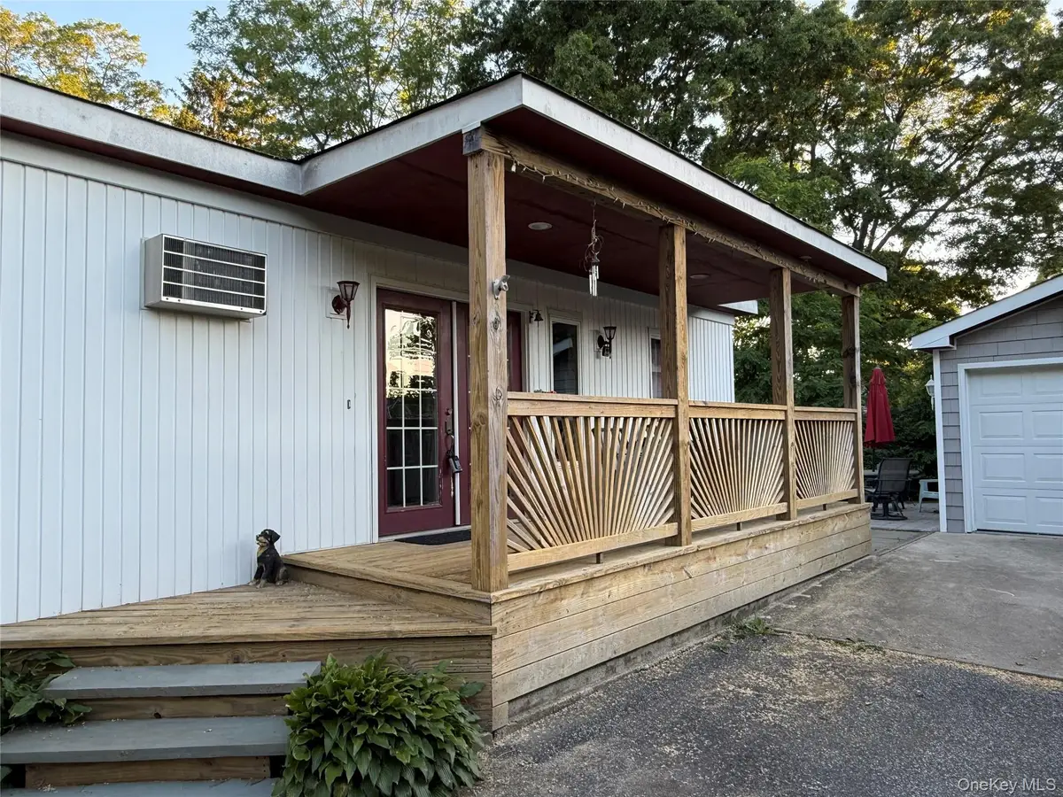 18 Periwinkle, Bohemia, NY 11716 - #1