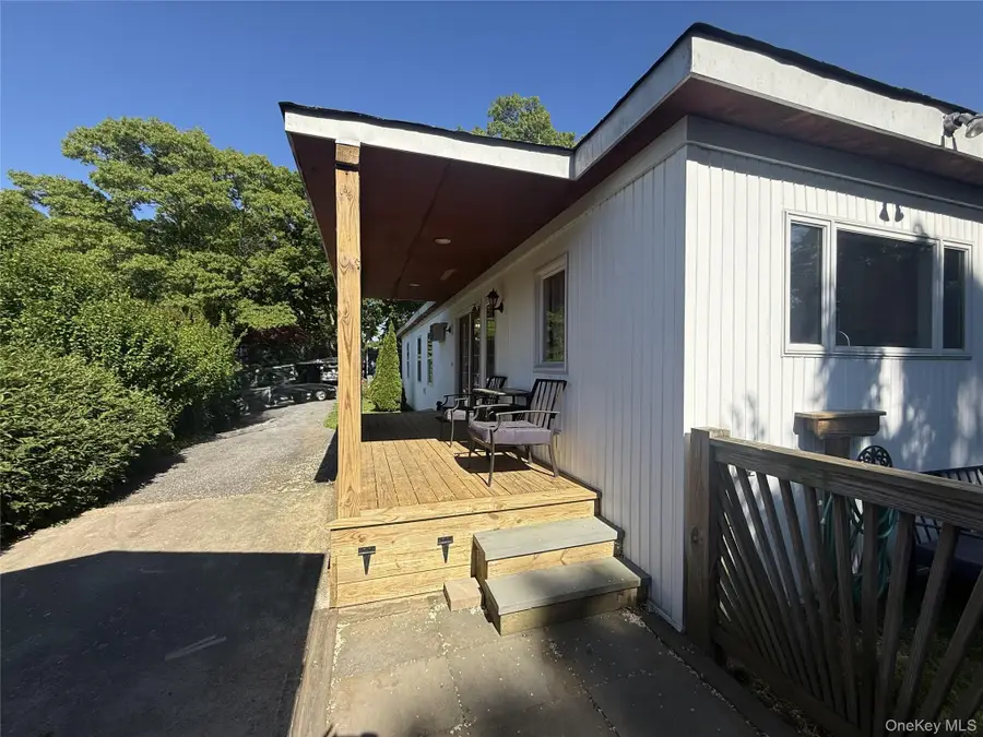 18 Periwinkle, Bohemia, NY 11716 - #2