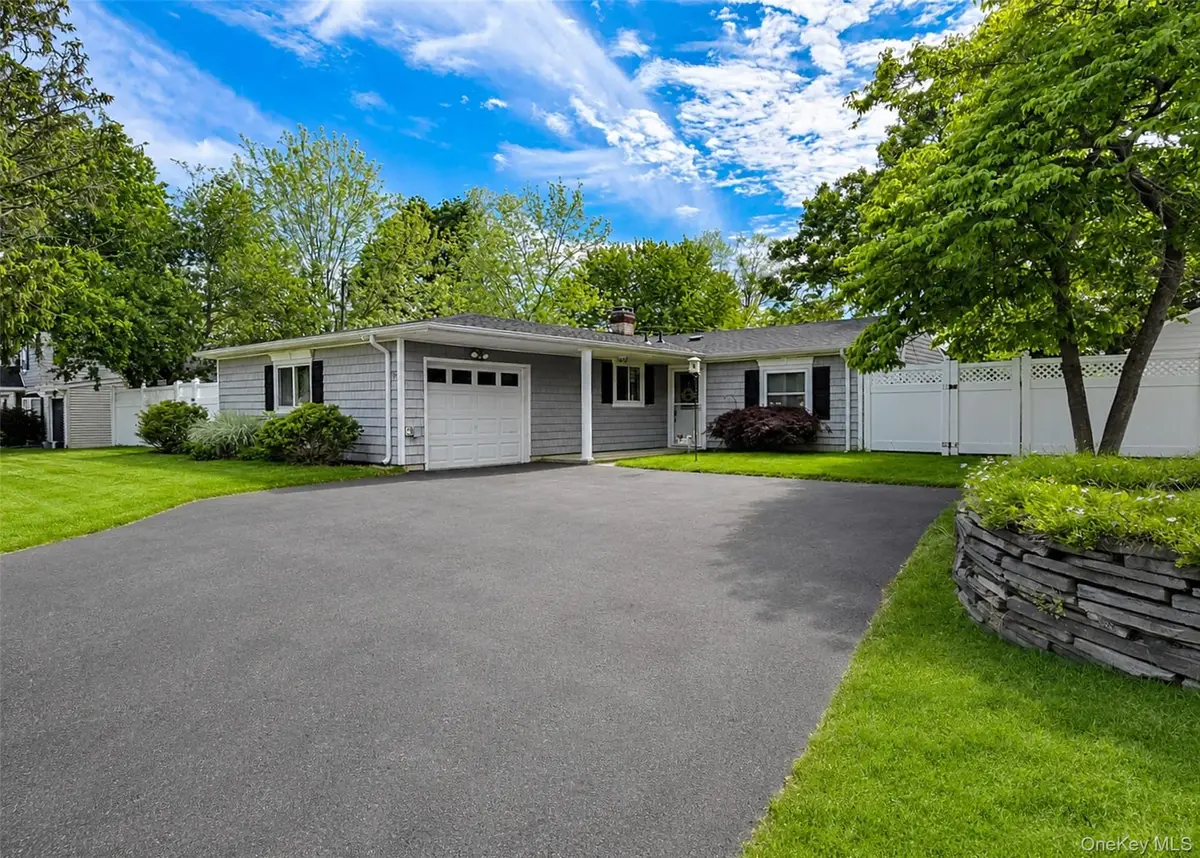 26 Campus Drive, Farmingville, NY 11738 - #1