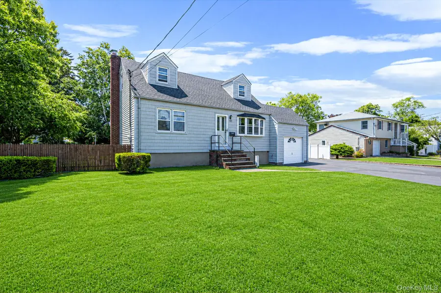 Address Withheld By Seller, Lindenhurst, NY 11757 - #2