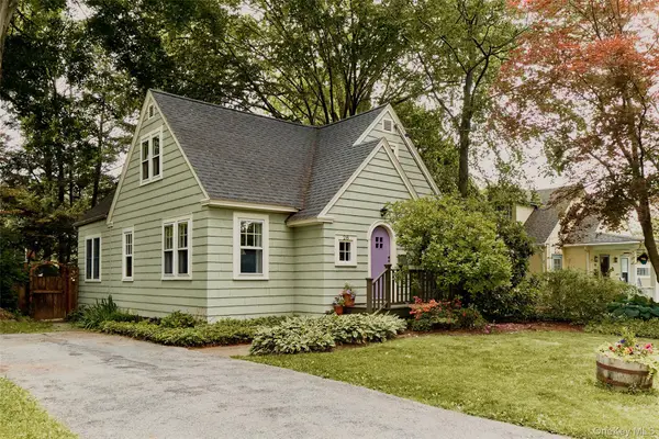 28 S Parsonage Street, Rhinebeck, NY 12572
