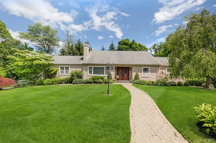 1 Hunting Ridge Road, White Plains, NY 10605 - #2