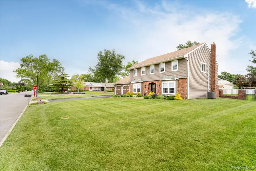 12 Annandale Road, Stony Brook, NY 11790 - #3