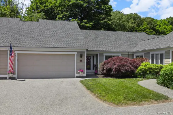 758 Heritage Hills #B, Somers, NY 10589