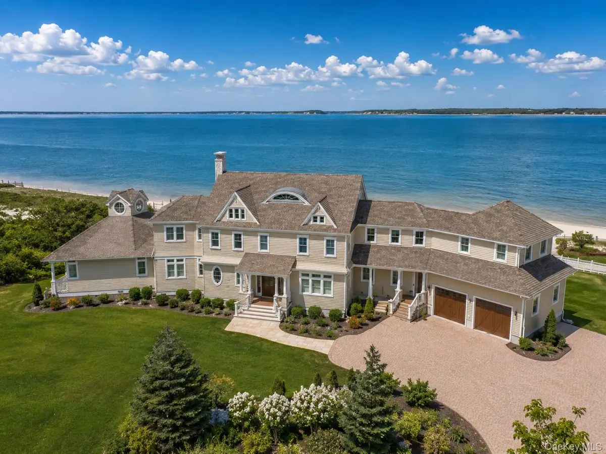 49 Dunlookin Lane, South Jamesport, NY 11970 - #1