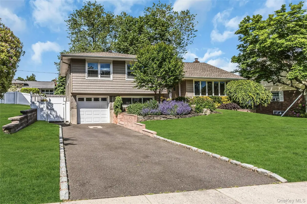 5 Simpson Drive, Old Bethpage, NY 11804 - #1