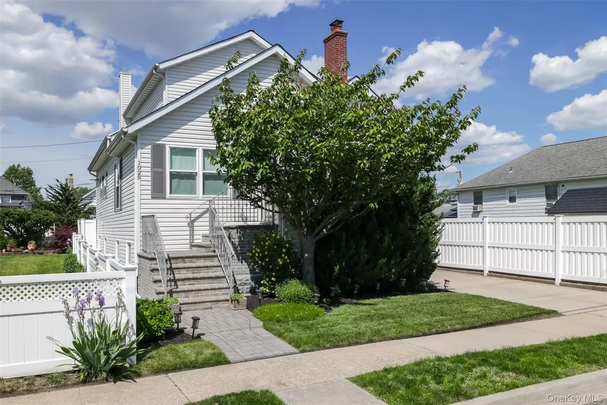 1025 Knickerbocker Road, Island Park, NY 11558 - #1
