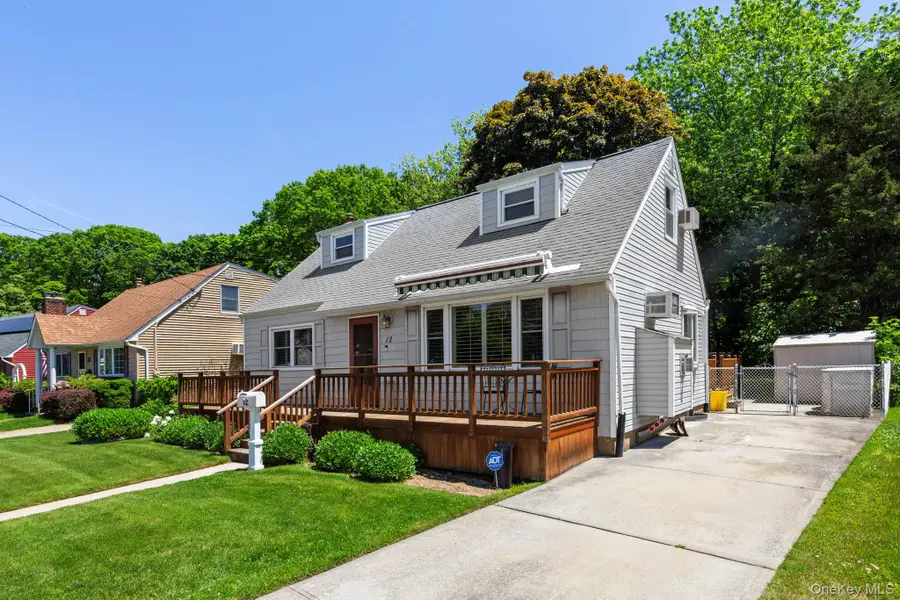 12 Leslie Lane, Massapequa, NY 11758 - #3