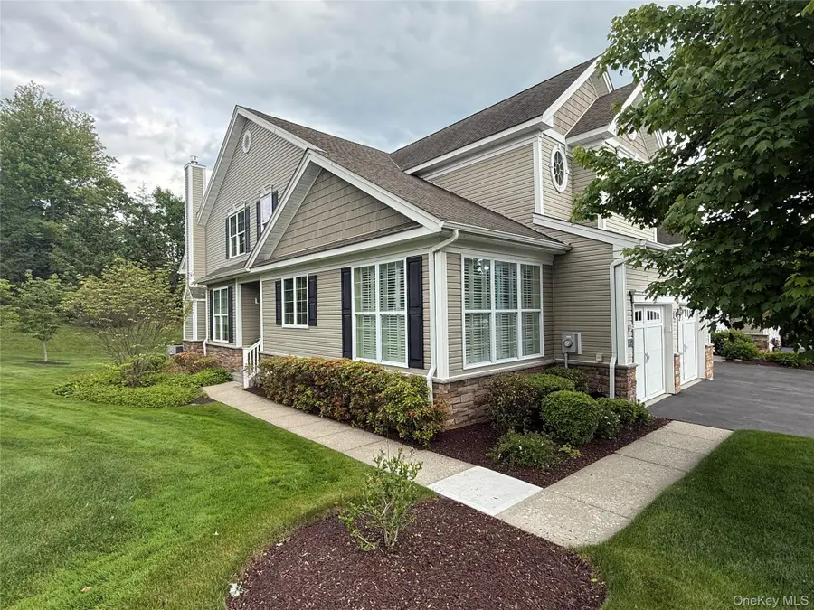 30 Pritchard Court, Fishkill, NY 12524 - #2