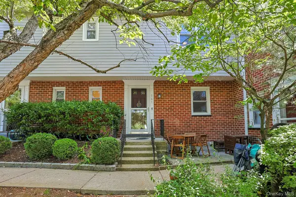 161 Charter Circle #161, Ossining, NY 10562