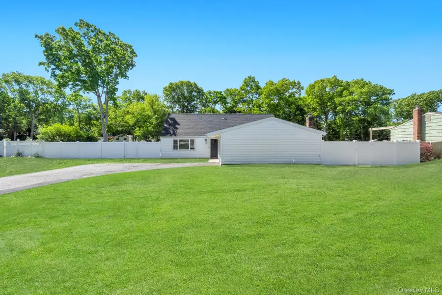 338 Easton Street, Ronkonkoma, NY 11779 - #3