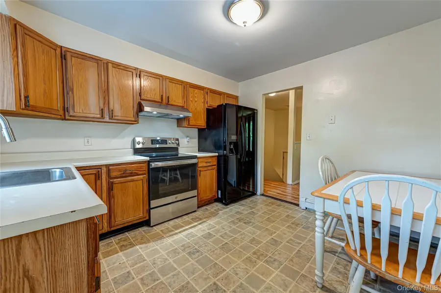 34 Roberts Street, Mastic, NY 11950 - #3