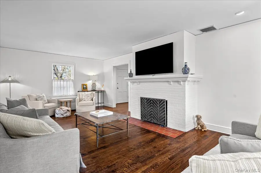 86 Caterson Terrace, Hartsdale, NY 10530 - #3