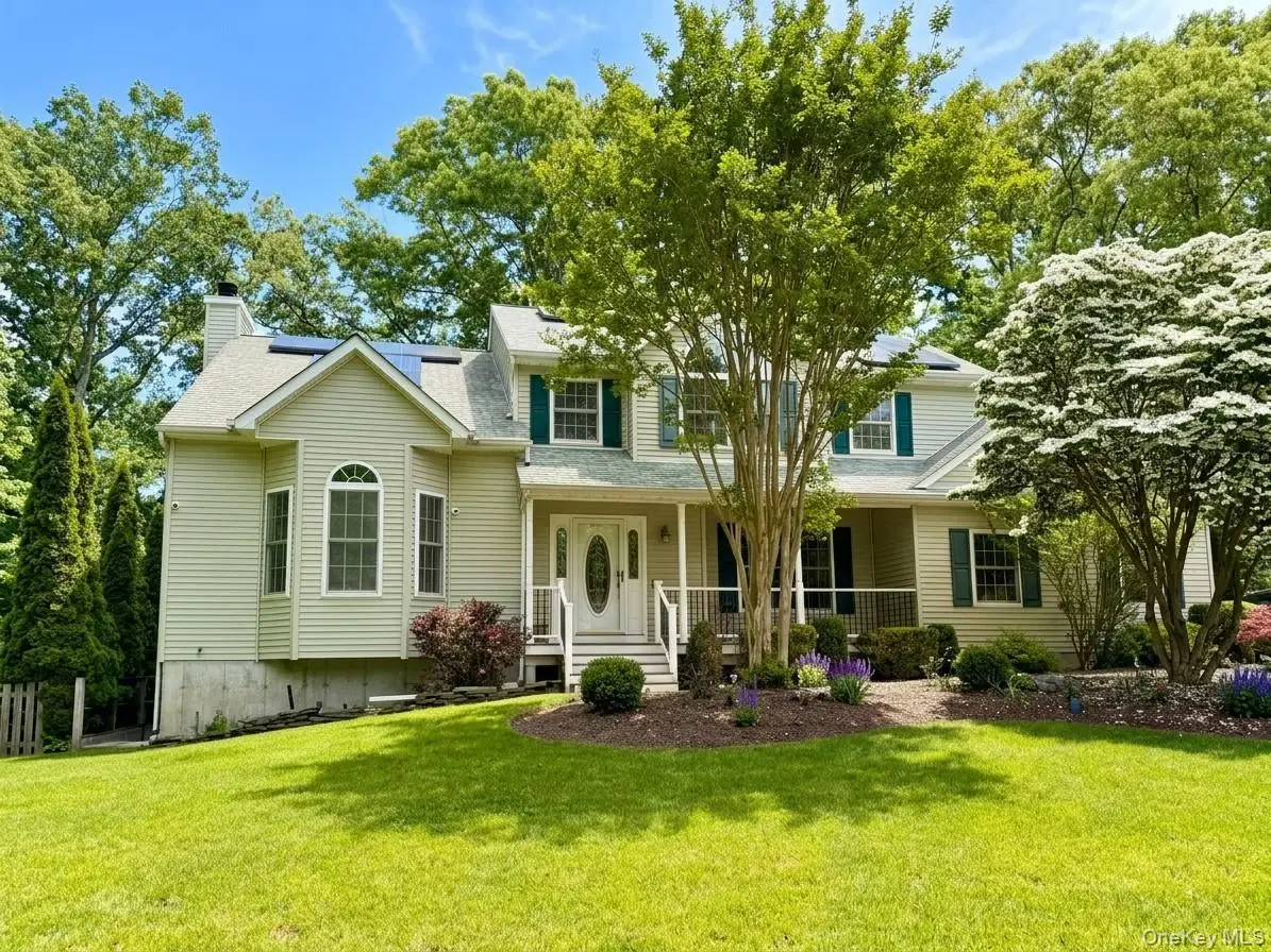 32 4th Avenue, Rocky Point, NY 11778 - #1