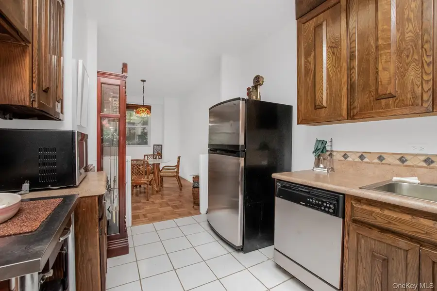 2500 Johnson Avenue #1L, Bronx, NY 10463 - #3