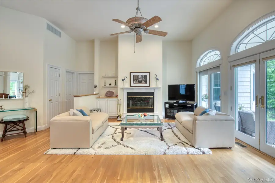 78 Channing Cross, Hampton Bays, NY 11946 - #3