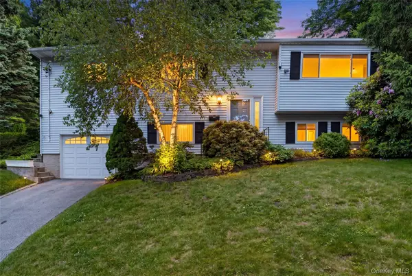 4 Pamela Lane, Valhalla, NY 10595