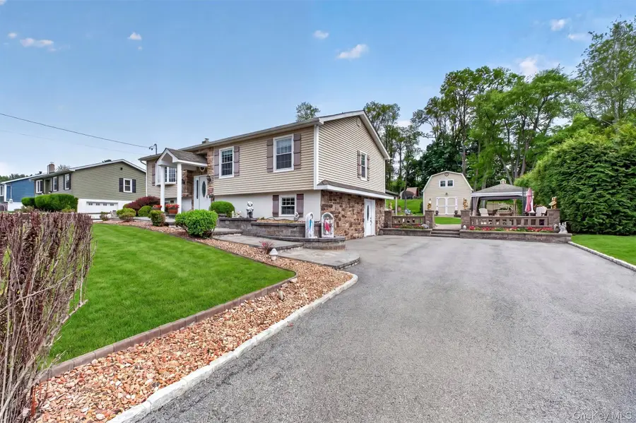 46 Camelot Road, Poughkeepsie, NY 12601 - #2