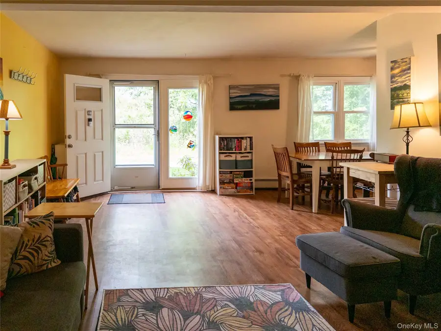22 Orchard Heights, New Paltz, NY 12561 - #3