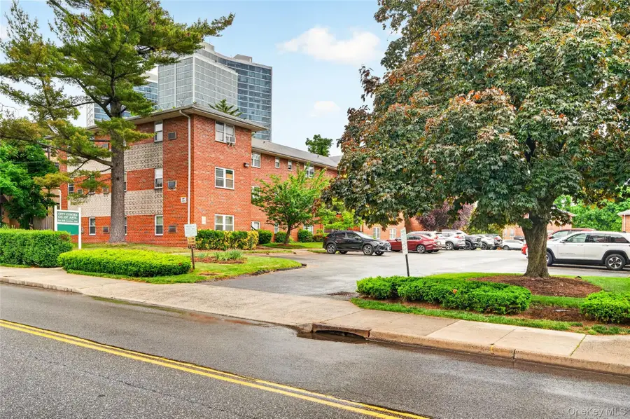 160 Centre Avenue #3M, New Rochelle, NY 10805 - #2