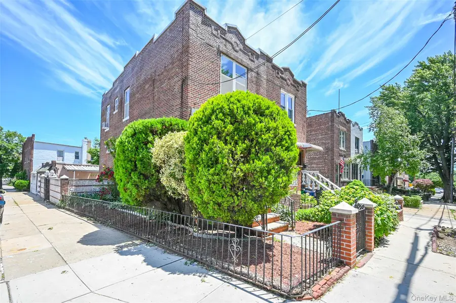 6953 73rd Place, Middle Village, NY 11379 - #3