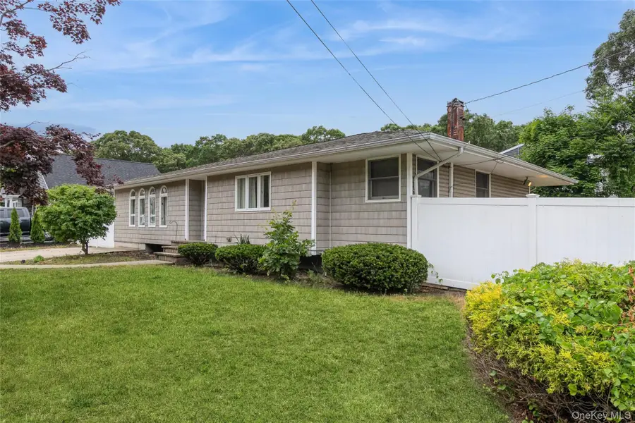 182 Smithtown Polk Boulevard, Centereach, NY 11720 - #3