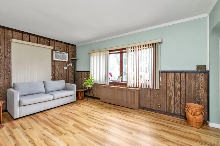 55 Fir Street, Valley Stream, NY 11580 - #3