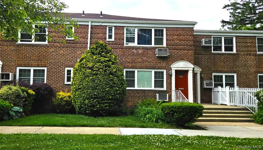 224-20 Kingsbury Avenue #B, Oakland Gardens, NY 11364 - #3
