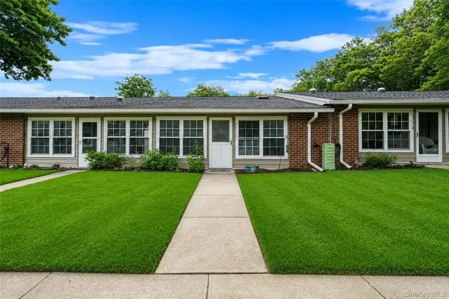 231 Blackpool Court, Ridge, NY 11961 - #3