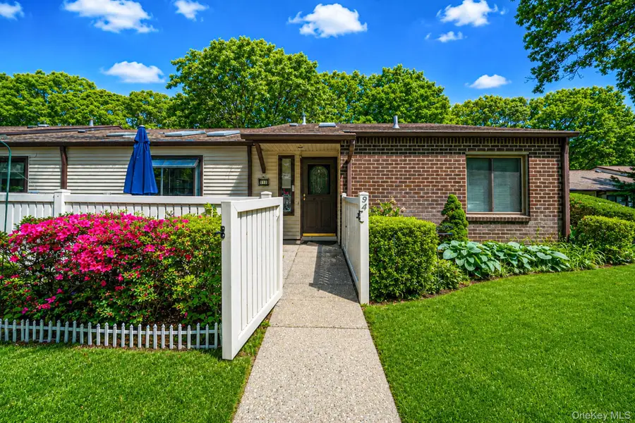 94 Birchwood Road, Coram, NY 11727 - #3