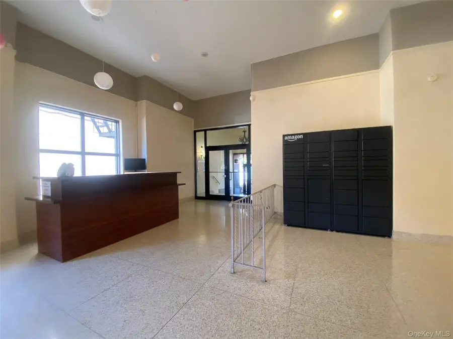 134-54 Maple Avenue #5K, Flushing, NY 11355 - #2