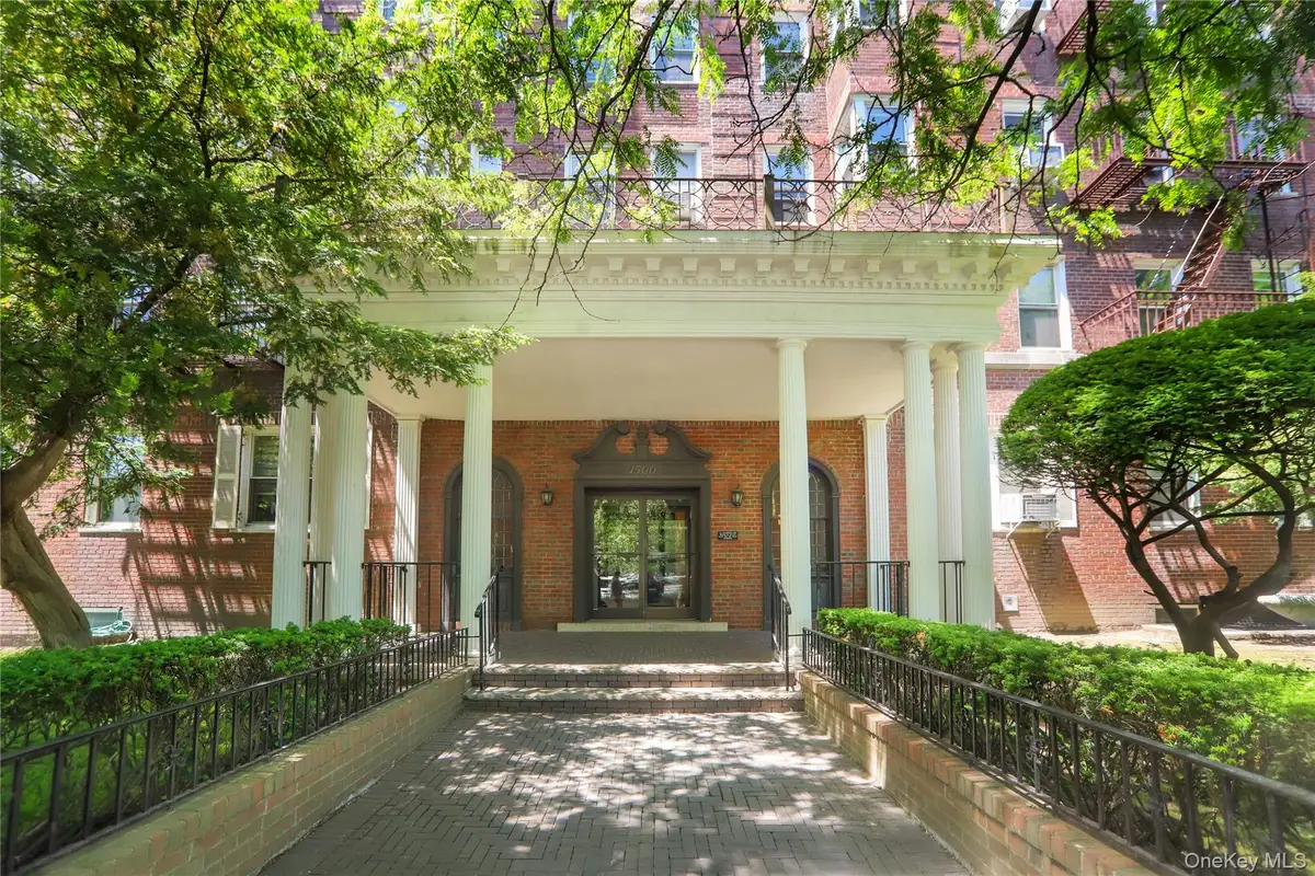 1500 Ocean Parkway #2H, Brooklyn, NY 11230 - #1