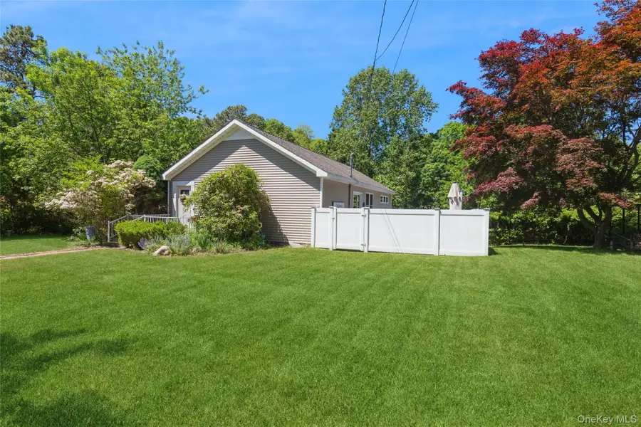 5 Olive Street, Rocky Point, NY 11778 - #2
