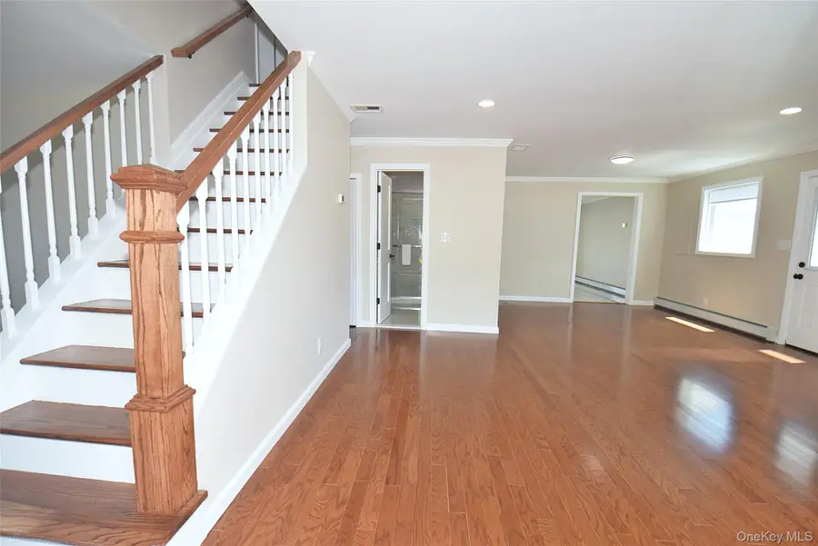 4195 Florence Road, Bethpage, NY 11714 - #3