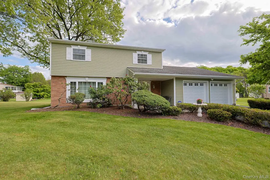7 San Giacomo Drive, New Windsor, NY 12553 - #2