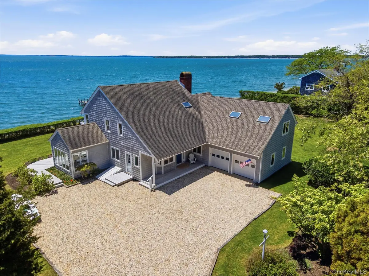 90 Peconic Avenue, Shelter Island, NY 11964 - #1
