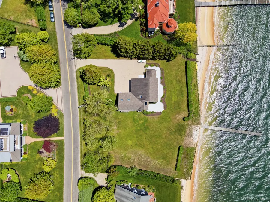 90 Peconic Avenue, Shelter Island, NY 11964 - #2