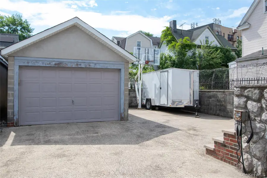 4810 Robertson Street, Bronx, NY 10470 - #3