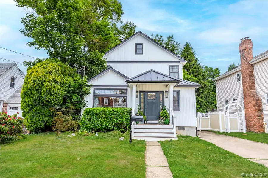 246 Oak Street, Bellmore, NY 11710 - #3