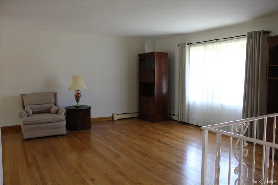 69 Appel Drive E, Shirley, NY 11967 - #3