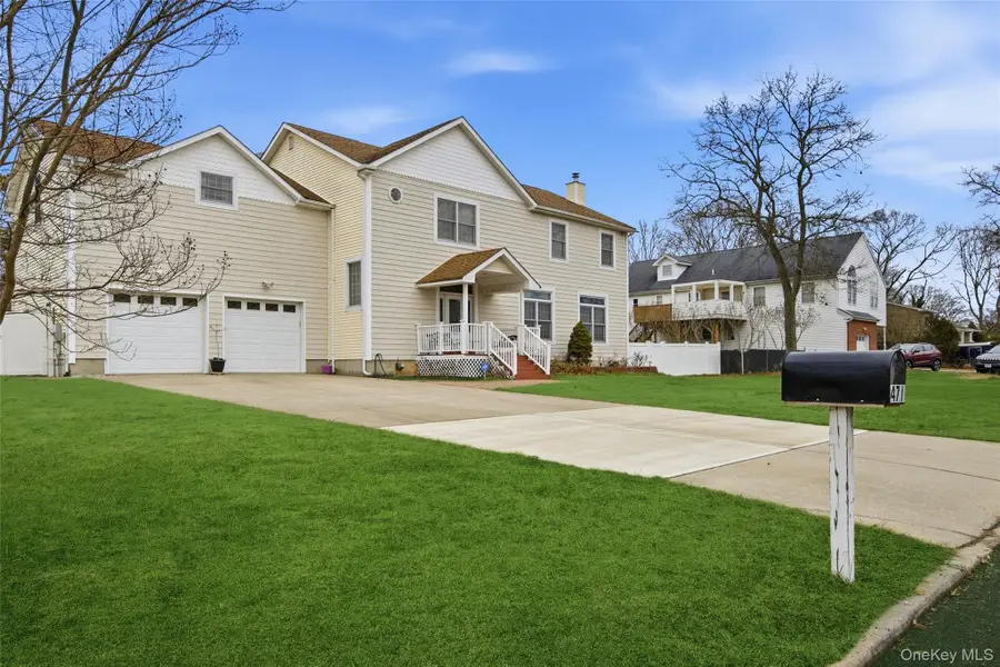 471 Southport Street, Ronkonkoma, NY 11779 - #2