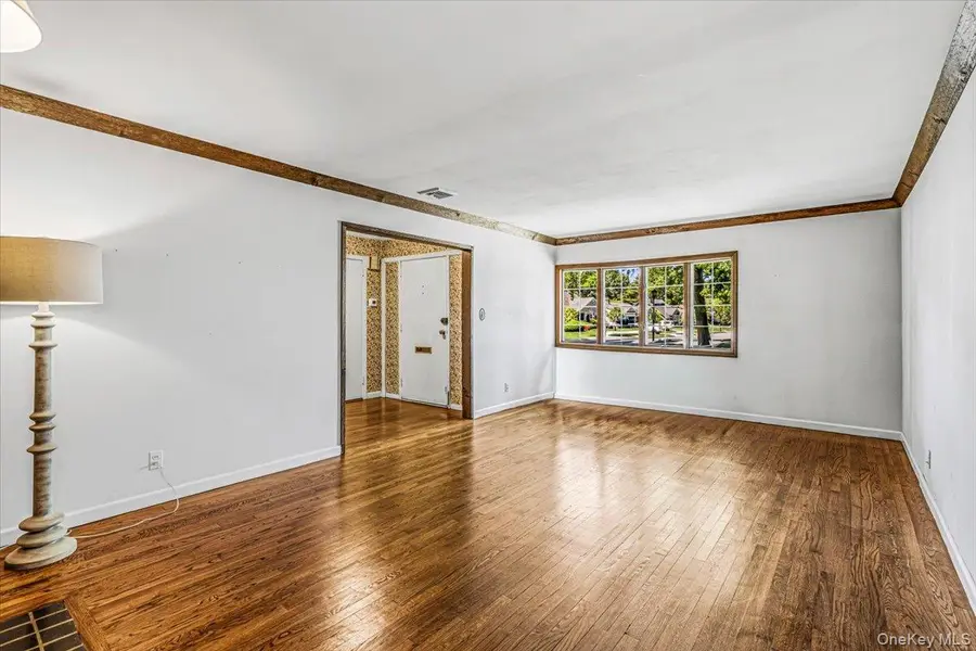 50 Yale Street, Garden City, NY 11530 - #3
