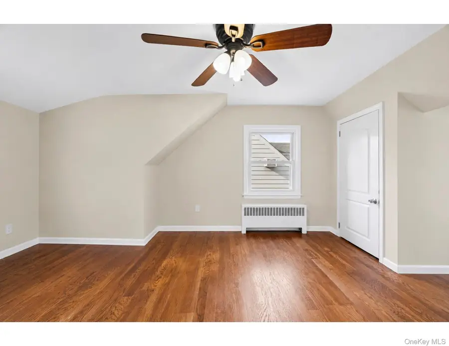 85 Todd Road, Valley Stream, NY 11580 - #3