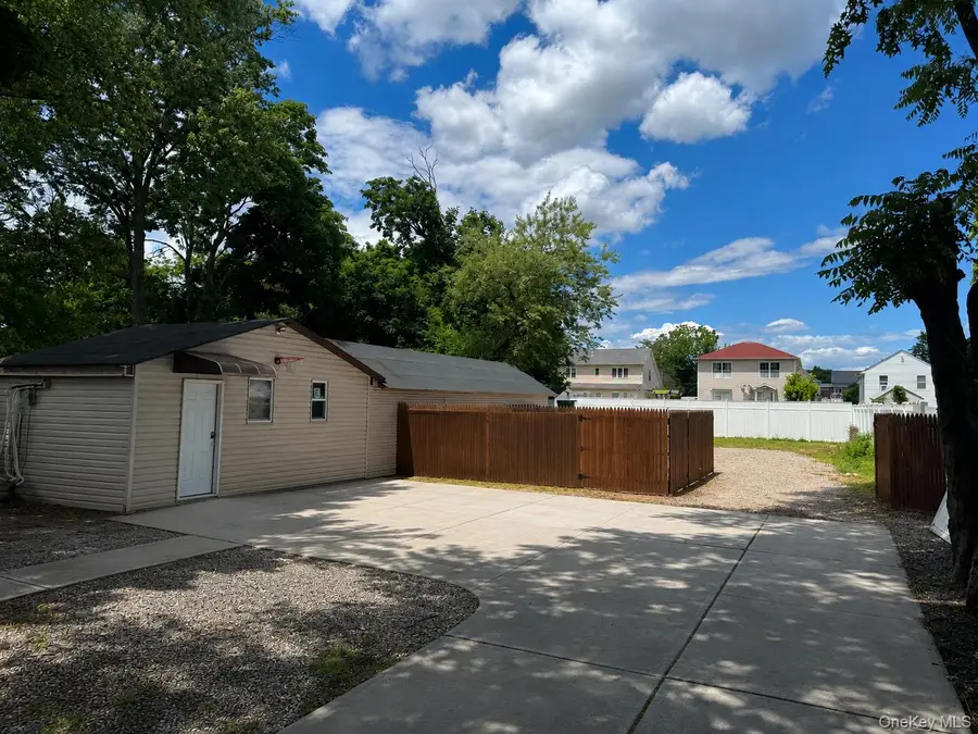 29 Elm Avenue, Hempstead, NY 11550 - #3