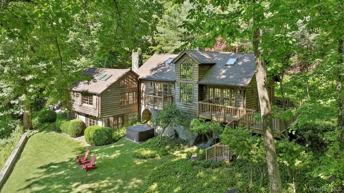 678 Golf Ridge Road, Carmel, NY 10512 - #1