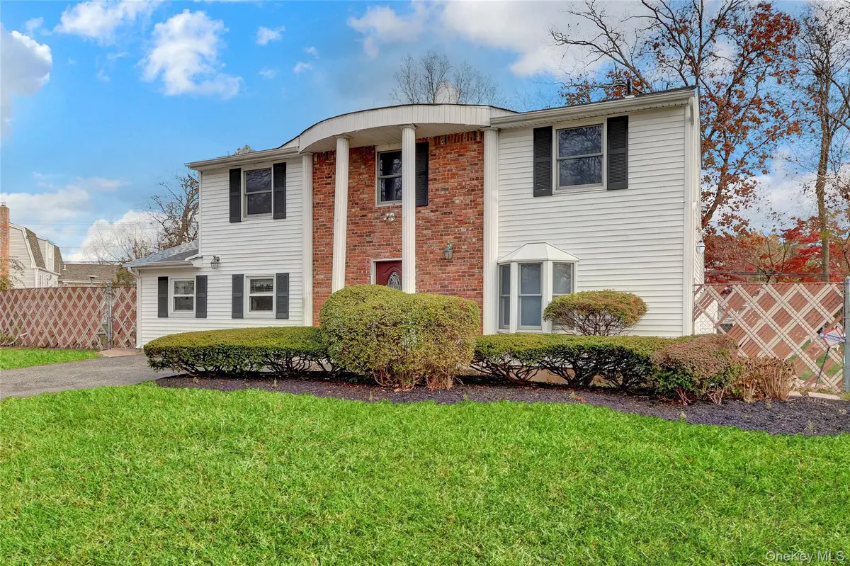3 Imperial Drive, Selden, NY 11784 - #1