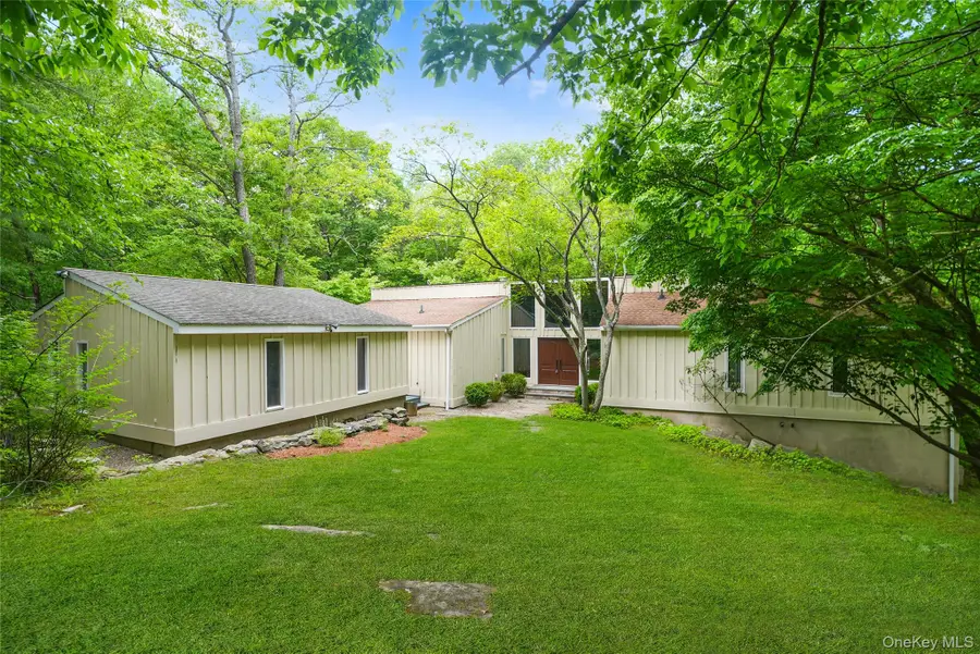 22 Peters Lane, Pound Ridge, NY 10576 - #2